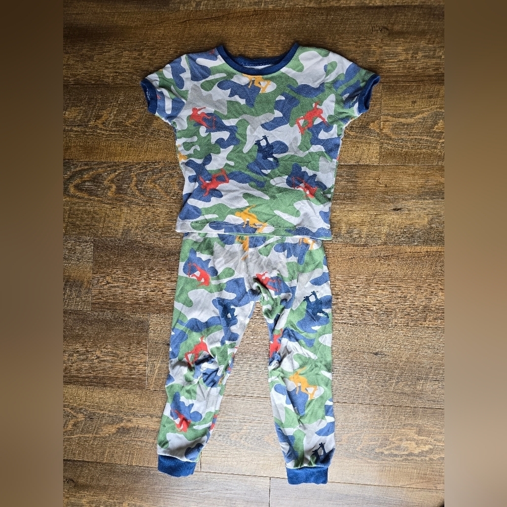 Camo Kids Pajama Set with Blue Accents US 4/5